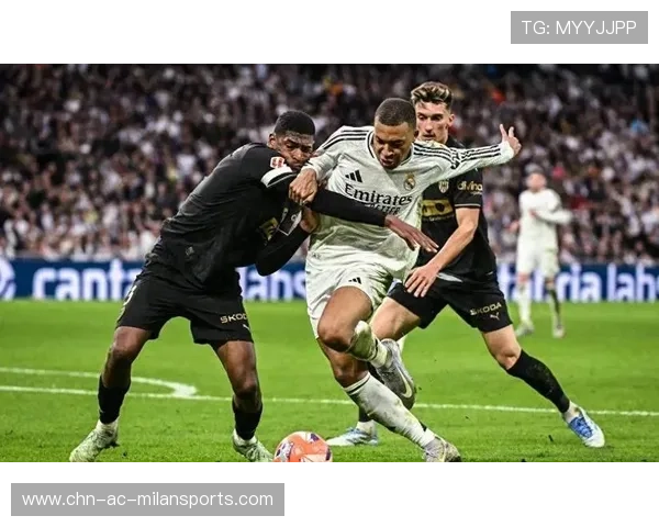 西甲-姆巴佩双响，贝林厄姆建功，皇马4-0瓦伦西亚各赛事6连胜，皇马半场5_0瓦伦西亚