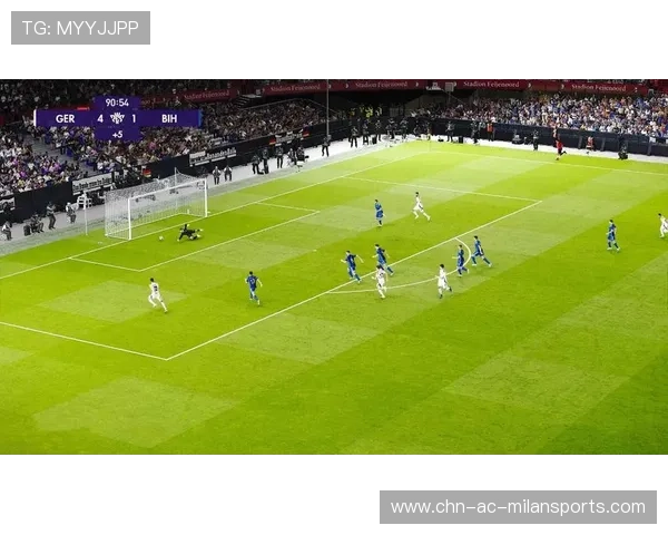 加拿大战德国：戴维斯高速奔袭助攻，穆西亚拉回敬世界波